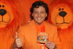 Amsterdam 15 mei 2012
Rene Froger krijgt uit handen van ING CEO Nick Jue de eerste oranje single overhandigt en de nieuweste commercial van ING ivm het EK wordt getoond .
Peter Smulders bv