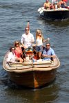 Amsterdam 28 mei 2012
Robert Doornbos en zijn verloofde Chantal Bles met haar vader Jos en moeder aan het varen op de amsterdamse grachten.
Peter Smulders bv