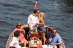Amsterdam 28 mei 2012
Robert Doornbos en zijn verloofde Chantal Bles met haar vader Jos en moeder aan het varen op de amsterdamse grachten.
Peter Smulders bv