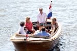 Amsterdam 28 mei 2012
Robert Doornbos en zijn verloofde Chantal Bles met haar vader Jos en moeder aan het varen op de amsterdamse grachten.
Peter Smulders bv