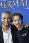 Rotterdam, 16 Juni 2012
Premiere Musical Little Mermaid in het Nieuwe Luxor theater
Robert Schoemacher met zijn zoon Moos Schoemacher
Foto Peter Smulders BV
