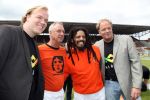 Amsterdam 1 juni 2012
Voetbaltournooi Johan Cruijff foundation in het olympisch stadion .
oa Johan Cruijff John Ewbank Thomas Acda Aron Winter Brian Roy Tonnie Bruins Slot Ronald de Boer William Spaay Najib Amhali Edwin v d Sar Raoul Heertje en Rohan Marley ( zoon Bob Marley) deden mee.
Peter Smulders bv