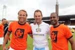 Amsterdam 1 juni 2012
Voetbaltournooi Johan Cruijff foundation in het olympisch stadion .
oa Johan Cruijff John Ewbank Thomas Acda Aron Winter Brian Roy Tonnie Bruins Slot Ronald de Boer William Spaay Najib Amhali Edwin v d Sar Raoul Heertje en Rohan Marley ( zoon Bob Marley) deden mee.
Peter Smulders bv