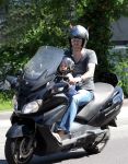 Amsterdam 25 mei 2012
Ruud de Wild met zijn zoontje Johnny samen op de motor.
Peter Smulders bv