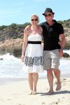 ibiza 1 mei 2012
Sonja Bakker met haar kinderen vader en vriend Jan en zijn dochter op vakantie op ibiza. Ook hun hondje hadden ze mee genomen.
Peter Smulders bv