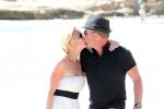 ibiza 1 mei 2012
Sonja Bakker met haar kinderen vader en vriend Jan en zijn dochter op vakantie op ibiza. Ook hun hondje hadden ze mee genomen.
Peter Smulders bv
