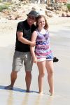 ibiza 1 mei 2012
Sonja Bakker met haar kinderen vader en vriend Jan en zijn dochter op vakantie op ibiza. Ook hun hondje hadden ze mee genomen.
Peter Smulders bv