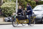 Amsterdam 9 mei 2012
Susan Visser met zoon op de fiets.
Peter Smulders bv