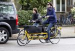 Amsterdam 9 mei 2012
Susan Visser met zoon op de fiets.
Peter Smulders bv