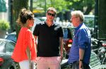 Amsterdam 25 mei 2012
Sven Kramer en zijn vriendin Naomi v As in gesprek met Jack Spijkerman op de cornelis schuytstraat.
Peter Smulders bv
