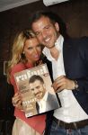 Amsterdam, 3 Mei 2012 Presentatie Nieuw Magazine RAFAEL in Cafe Vak zuid, Olympisch Stadion.
Rafel v d Vaart samen met zijn vrouw Sylvie v d Vaart
Foto Peter Smulders BV