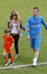 Lausanne, 17 en 18 Augustus 2012
Sylvie v d Vaart samen met de dames van het Nederlands elftal, Rafael v d Vaart en hun zoontje Damian v d Vaart
Foto Peter Smulders BV