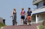 Zandvoort 24 mei 2012
Thomas Berge betrapt met zijn nieuwe vriendin Hollywood vrouw Myrthe Mylius
op het strand van Zandvoort.
Peter Smulders bv