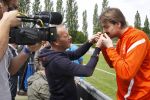 Lausanne, 17 en 18 Mei 2012
Op weg naar het EK 2012
Ron Boszhard en cameraman Stefan Coppers voor het programma Zepp Sport
Foto Peter Smulders BV