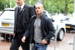 Amsterdam 4 juni 2012
Vertrek Nederlands elftal vanaf het Hilton hotel naar het EK in Oekraine en Polen. Wesley Sneijder met Nialaya armbanden
Peter Smulders bv