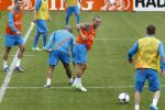 Lausanne, 17 en 18 Augustus 2012
Yolanthe Sneijder-Cabau samen met de dames van het Nederlands elftal, Wesley Sneijder en Jessey Sneijder
Foto Peter Smulders BV