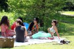 Amsterdam 23 mei 2012
Yolanthe Sneijder Cabau v Kasbergen met oa Lauretta Gerards en andere vrienden in het vondelpark.
Peter Smulders bv