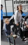 Lausanne, 17 en 18 Augustus 2012
Yolanthe Sneijder-Cabau samen met de dames van het Nederlands elftal, Wesley Sneijder en Jessey Sneijder
Foto Peter Smulders BV