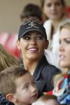 Lausanne, 17 en 18 Augustus 2012
Yolanthe Sneijder-Cabau samen met de dames van het Nederlands elftal, Wesley Sneijder en Jessey Sneijder
Foto Peter Smulders BV
