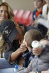 Lausanne, 17 en 18 Augustus 2012
Yolanthe Sneijder-Cabau samen met de dames van het Nederlands elftal, Wesley Sneijder en Jessey Sneijder
Foto Peter Smulders BV