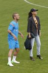 Lausanne, 17 en 18 Augustus 2012
Yolanthe Sneijder-Cabau samen met de dames van het Nederlands elftal, Wesley Sneijder en Jessey Sneijder
Foto Peter Smulders BV