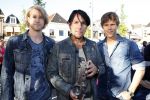 Purmerend 4 juni 2013
Tros Muziekfeest en sterren.nl awards op de markt in Purmerend. 3J's
Peter Smulders bv
