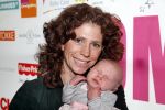Amsterdam 30 mei 2013
Mom's moment in het Hilton Tree hotel. barbara Barend met baby en vriendin
Peter Smulders bv