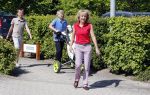 Almere 27 mei 2013
Berdien Stenberg met zoon op de golfbaan van Almeerder hout.
Peter Smulders bv