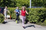 Almere 27 mei 2013
Berdien Stenberg met zoon op de golfbaan van Almeerder hout.
Peter Smulders bv