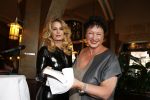 Amsterdam 13 juni 2013
Presentatie nieuwe boek van Claudia Schoemacher in hotel l Americain. Wilma Nanninga met dildo
Peter Smulders bv
