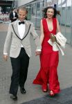 Amsterdam 1 juni 2013
Dam diner tbv het aidsfonds in de Heineken music Hall HMH. DEWI PECHLER EN PARTNER DANNY MENKEN
Peter Smulders bv