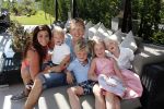 Istanbul 20 mei 2013
Op bezoek thuis bij Dirk Kuyt en zijn vrouw Gertrude en hun kinderen.
Dirk speelt bij Fenerbache en woont in een prachtig huis op een bewaakt compound.
Peter Smulders bv