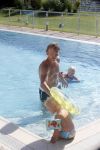 Istanbul 20 mei 2013
Op bezoek thuis bij Dirk Kuyt en zijn vrouw Gertrude en hun kinderen.
Dirk speelt bij Fenerbache en woont in een prachtig huis op een bewaakt compound.
Peter Smulders bv