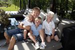 Istanbul 20 mei 2013
Op bezoek thuis bij Dirk Kuyt en zijn vrouw Gertrude en hun kinderen.
Dirk speelt bij Fenerbache en woont in een prachtig huis op een bewaakt compound.
Peter Smulders bv