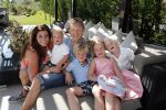 Istanbul 20 mei 2013
Op bezoek thuis bij Dirk Kuyt en zijn vrouw Gertrude en hun kinderen.
Dirk speelt bij Fenerbache en woont in een prachtig huis op een bewaakt compound.
Peter Smulders bv