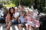 Istanbul 20 mei 2013
Op bezoek thuis bij Dirk Kuyt en zijn vrouw Gertrude en hun kinderen.
Dirk speelt bij Fenerbache en woont in een prachtig huis op een bewaakt compound.
Peter Smulders bv