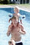 Istanbul 20 mei 2013
Op bezoek thuis bij Dirk Kuyt en zijn vrouw Gertrude en hun kinderen.
Dirk speelt bij Fenerbache en woont in een prachtig huis op een bewaakt compound.
Peter Smulders bv