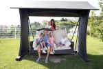 Istanbul 20 mei 2013
Op bezoek thuis bij Dirk Kuyt en zijn vrouw Gertrude Kuyt en hun kinderen.
Dirk speelt bij Fenerbache en woont in een prachtig huis op een bewaakt compound.
Peter Smulders bv