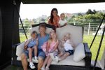 Istanbul 20 mei 2013
Op bezoek thuis bij Dirk Kuyt en zijn vrouw Gertrude Kuyt en hun kinderen.
Dirk speelt bij Fenerbache en woont in een prachtig huis op een bewaakt compound.
Peter Smulders bv