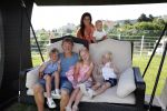Istanbul 20 mei 2013
Op bezoek thuis bij Dirk Kuyt en zijn vrouw Gertrude Kuyt en hun kinderen.
Dirk speelt bij Fenerbache en woont in een prachtig huis op een bewaakt compound.
Peter Smulders bv