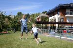 Istanbul 20 mei 2013
Op bezoek thuis bij Dirk Kuyt en zijn vrouw Gertrude Kuyt en hun kinderen.
Dirk speelt bij Fenerbache en woont in een prachtig huis op een bewaakt compound.
Peter Smulders bv