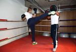 Amsterdam 13 juni 2013
Dirk Taat aan het trainen met personal trainer Oswin Beingsick bij sportcity.
Peter Smulders bv