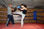 Amsterdam 27 mei 2013
Doerien Rose aan het trainen met Personal trainer Oswin Beingsick bij sportcity.
Peter Smulders bv