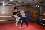 Amsterdam 27 mei 2013
Doerien Rose aan het trainen met Personal trainer Oswin Beingsick bij sportcity.
Peter Smulders bv