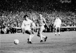 Madrid Einde april 1988 De grote winnaar en maker van het doelpunt tegen Real Madrid Edward Linskens 


PETER SMULDERS BV