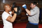 Amsterdam 6 juni 2013
Eric Bouwman krijgt personal traning van Oswin Beingsick
Peter Smulders bv