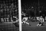 Mechelen, 1 Februari 1989
1e Wedstrijd Supercup tussen KV Mechelen-PSV, eindstand 3-0
Eric Gerets en Michel Preudhomme
Foto Peter Smulders BV