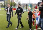 Beverwijk 25 mei 2013
Voetbaltournooi van Rafael v d Vaart . Zijn vriendin Sabia Boulahrouz en zoon Damian zijn ook aanwezig. Broer Fernando v d Vaart
Peter Smulders bv