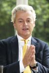 Den Haag 19 juni 2013
Karel Hille interviewt Geert Wilders bij daar waar Karel woont.
Peter Smulders bv