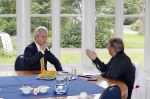 Den Haag 19 juni 2013
Karel Hille interviewt Geert Wilders bij daar waar Karel woont.
Peter Smulders bv